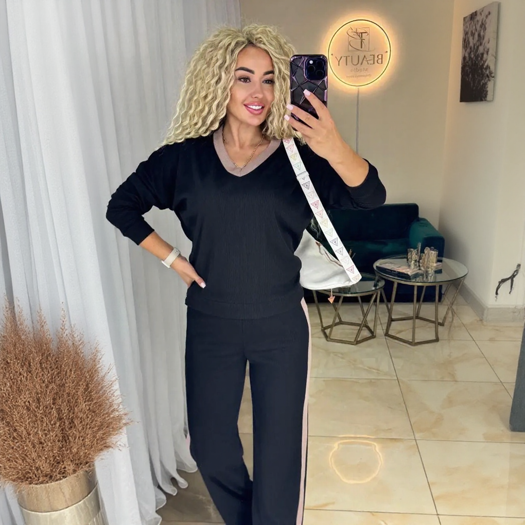 Lucy I Costume d'hiver avec col en V